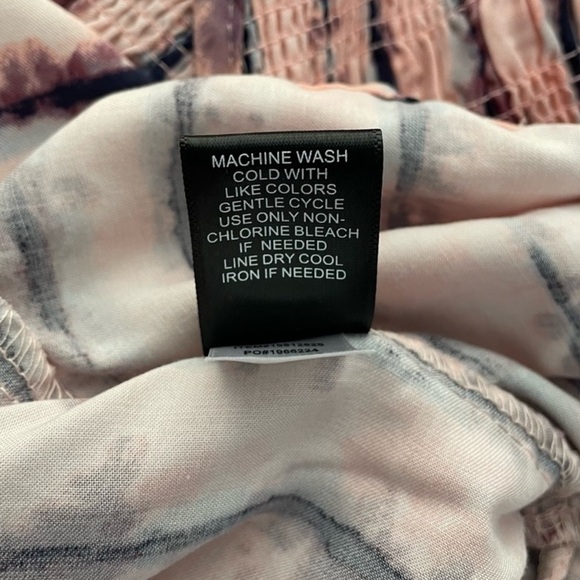 NWTs TORRID Pink Black Striped Tie Dye Smock Tiered Tank Top Size 3 - Picture 6 of 9